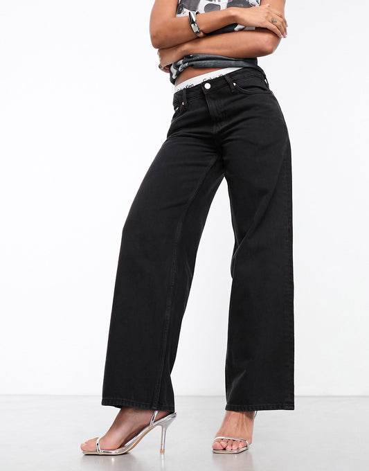 Weekday Ample low waist loose fit straight leg jeans in Black rinse