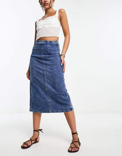 Stradivarius seamed detail denim midi skirt in medium blue