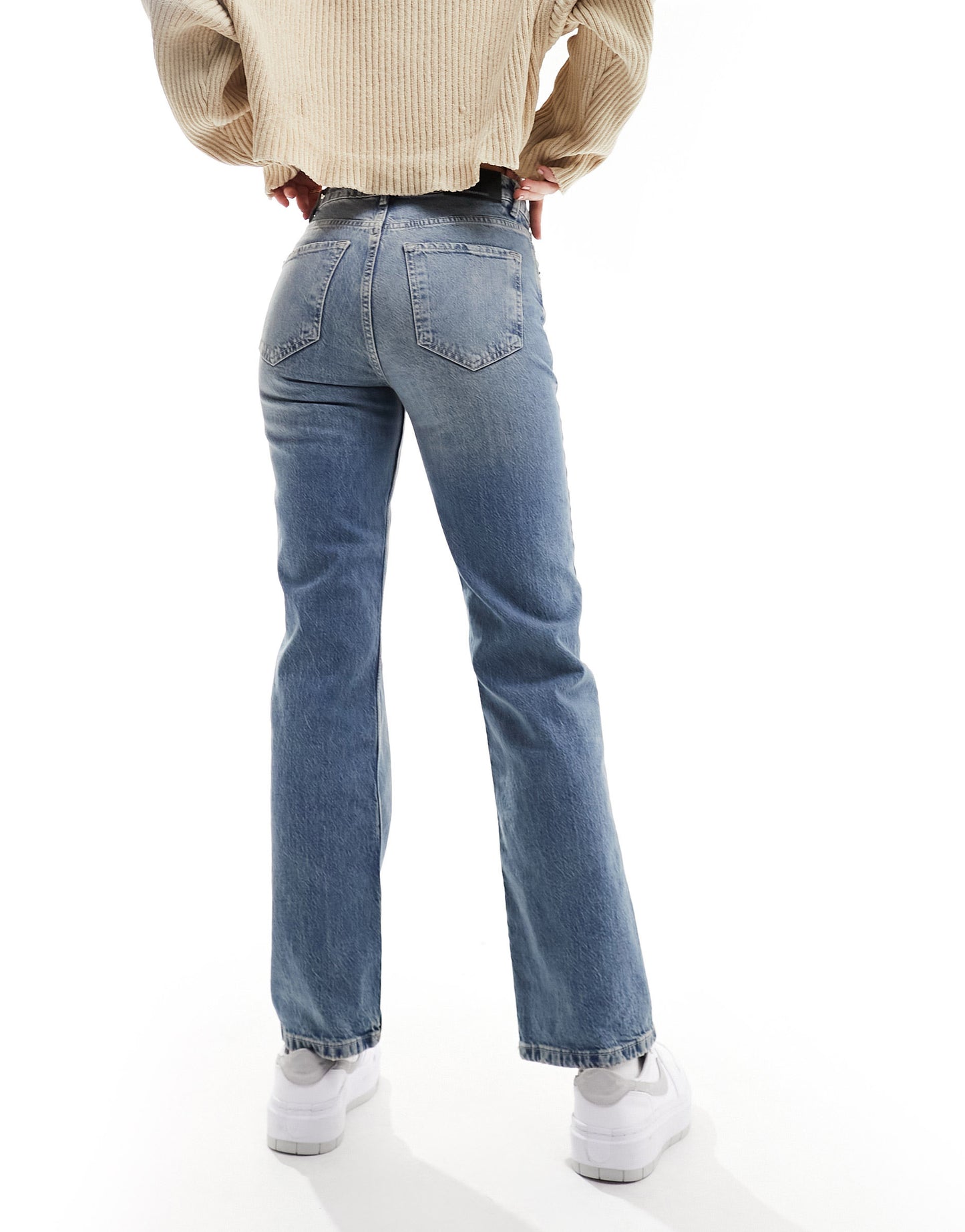 Stradivarius straight leg jean in vintage wash