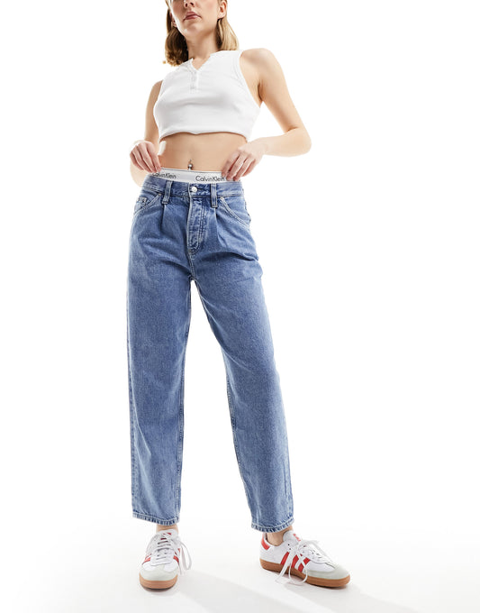 Calvin Klein Jeans baggy jeans in mid wash