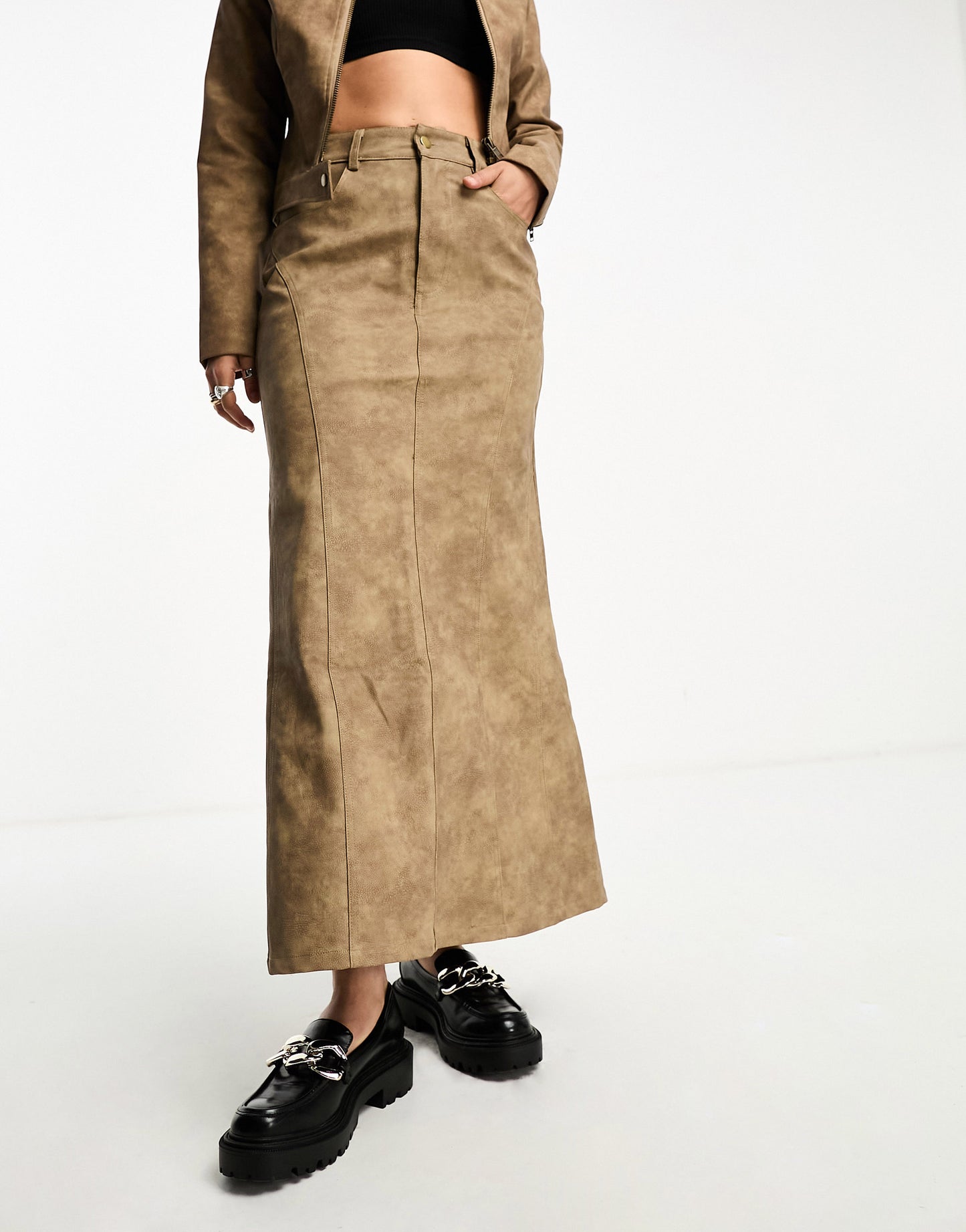 Bailey Rose 90s maxi skirt in mocha faux leather co-ord