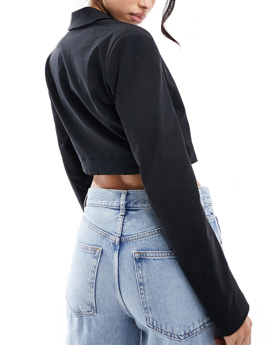 Simmi buckle cut out cropped blazer in black