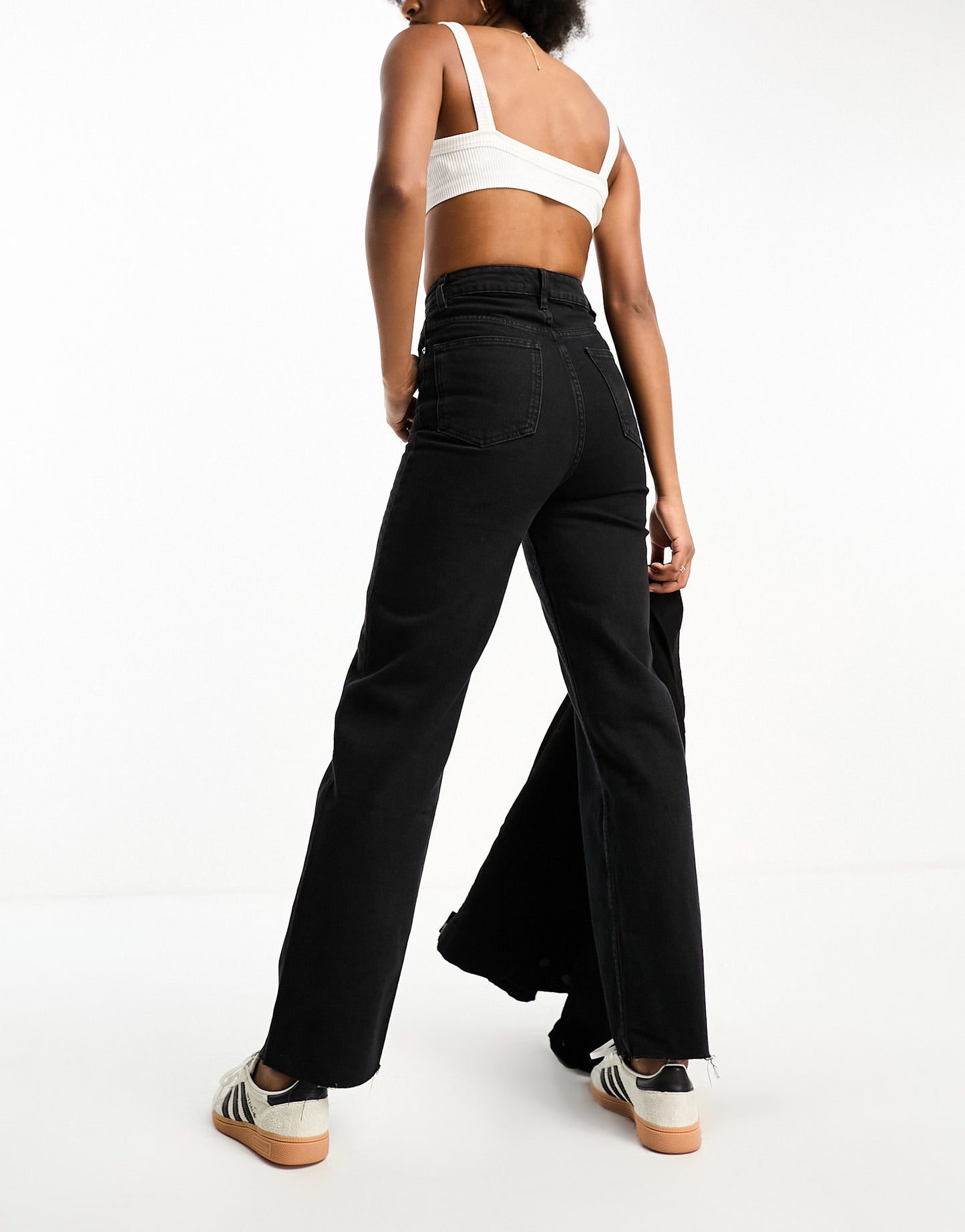 ASOS DESIGN Tall cropped easy straight jean in black