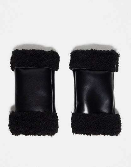 Topshop Mia fingerless mittens in black