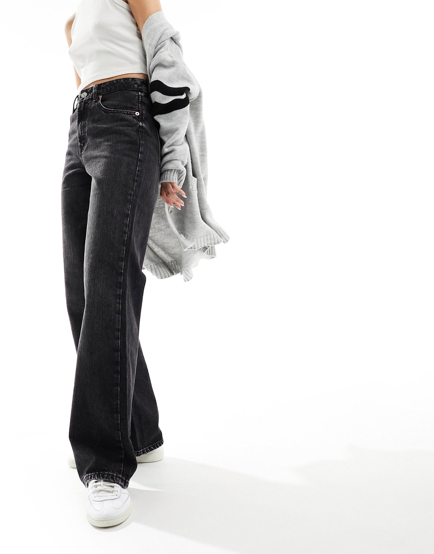 Stradivarius wide leg dad jean in black wash