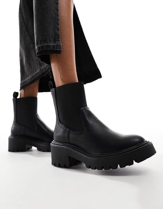 Stradivarius chunky biker boot with ridge sole in black