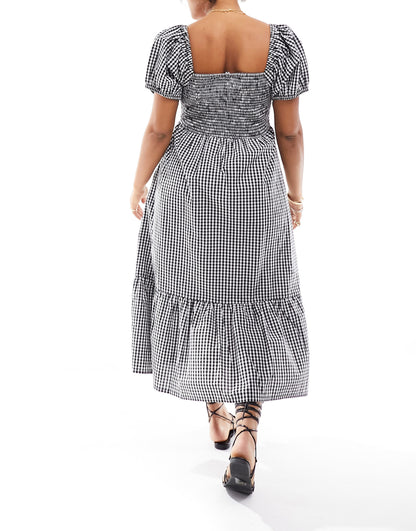 Esmee Plus beach puff sleeve ruched maxi dress in gingham