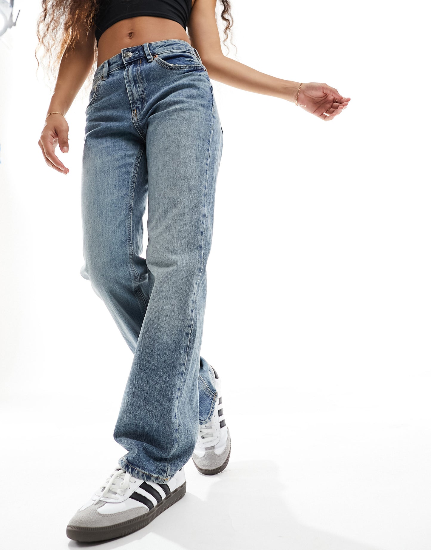 Stradivarius Petite straight leg jean in vintage wash