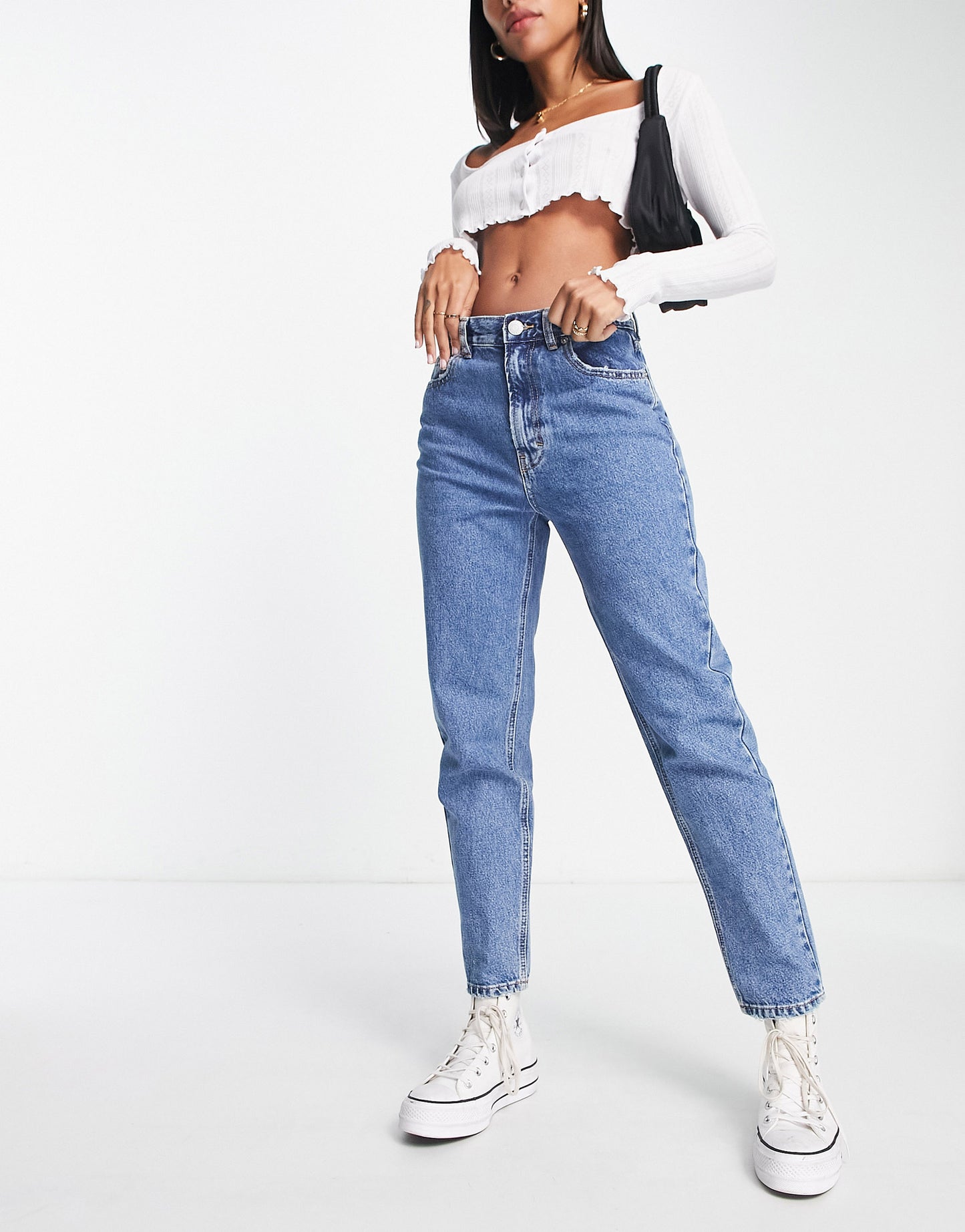 Pull&Bear high waisted mom jean in medium blue